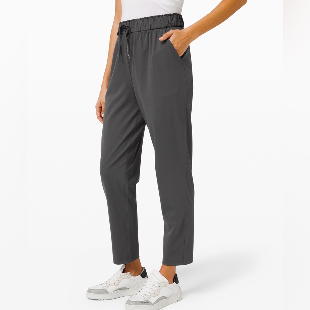 lululemon Keep Moving grey color pant Size 4